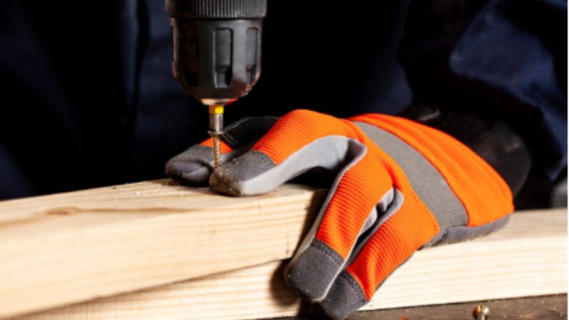 Milwaukee Nail Gun