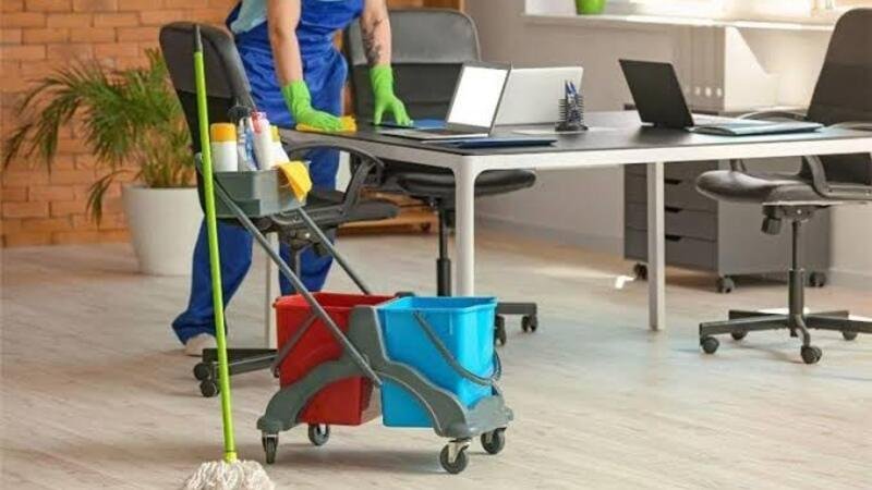 Enhancing Employee Well-Being and Productivity Through a Clean Workspace
